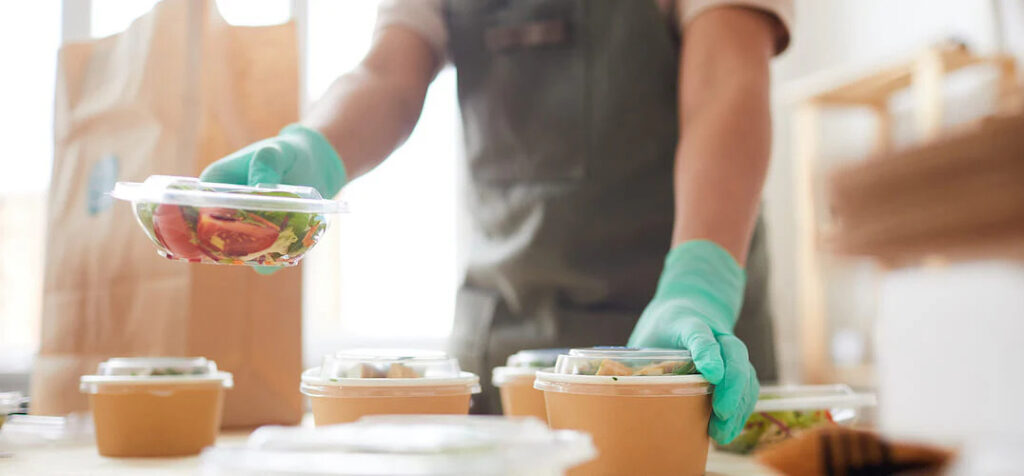 Overcoming Common Packaging Challenges in the Food Delivery Industry