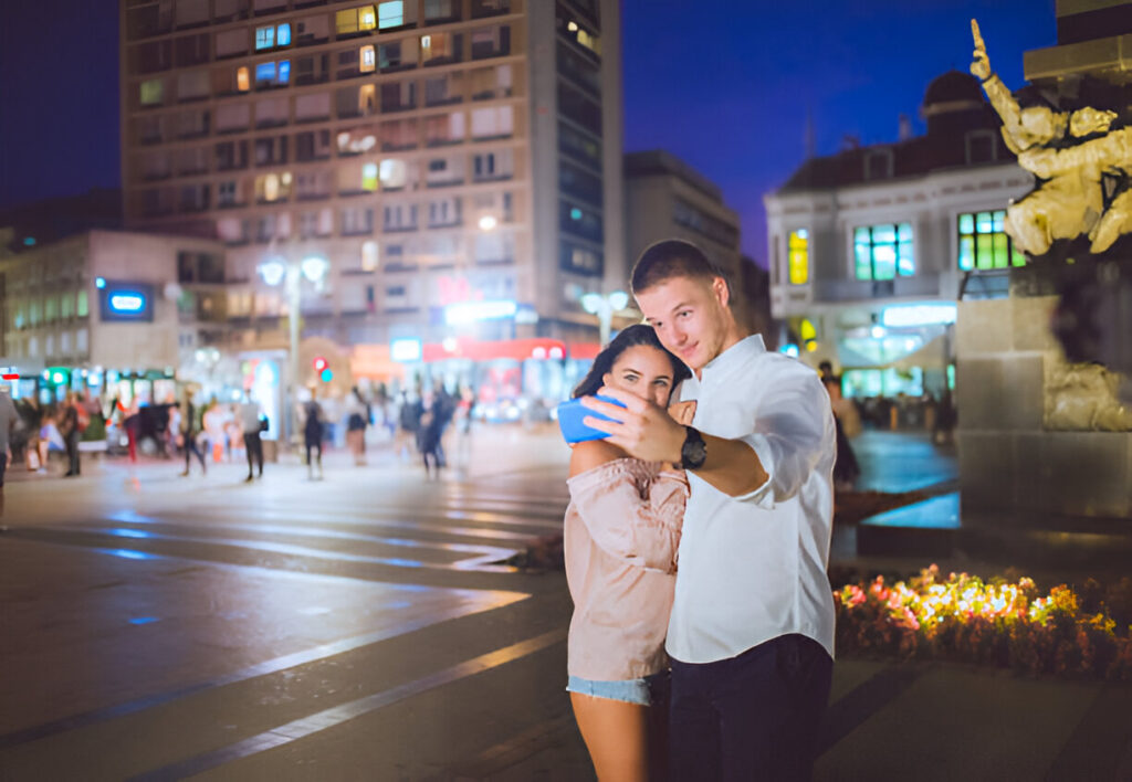 How to Pick the Perfect Romantic Date Night Location